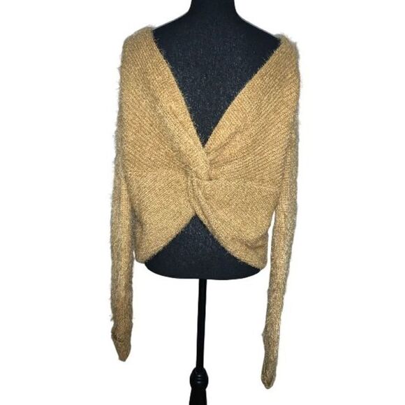 Dee Elly Tie Knot Sweater - Picture 5 of 8